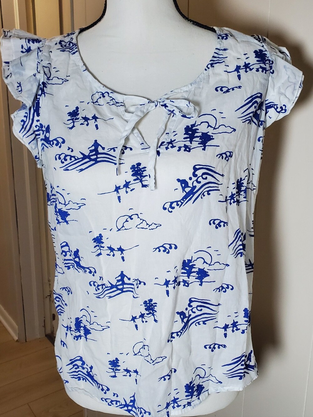 Roller Rabbit Blue/white Surf Toile Print Cotton Short Sleeve Top Sz Med.